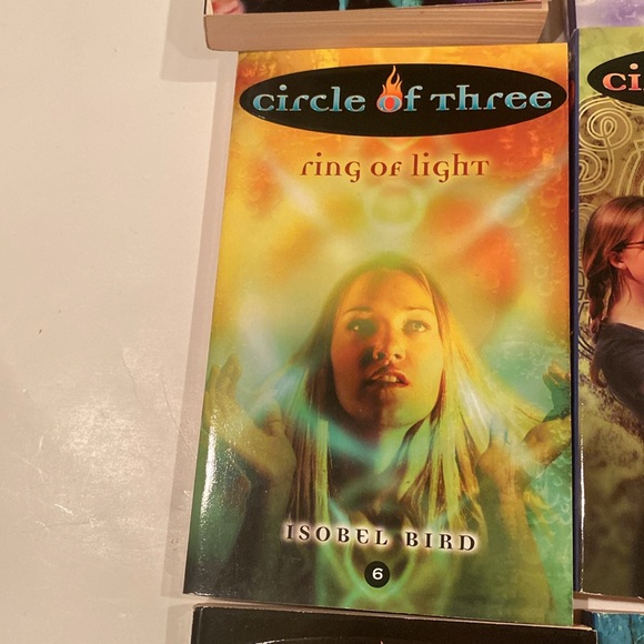 “Circle of Three, Volumes 1-15, Paperback Novels - Picture 7 of 16